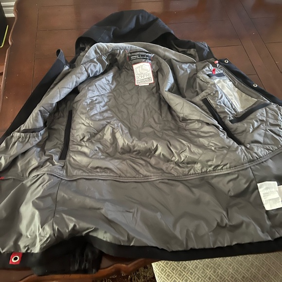 Winter Ski Coat Size Small - Picture 4 of 4